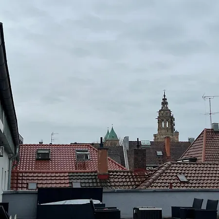 Apartment 5 *