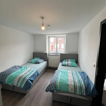 Apartment 5 *